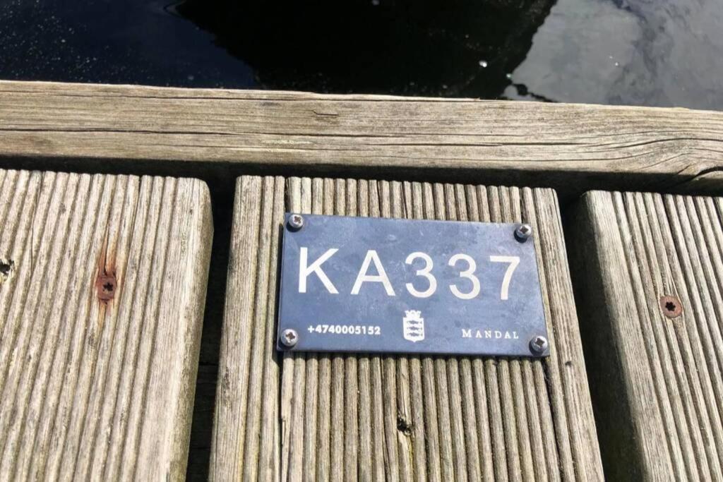 Mandal Apartment Mit Moeglichkeit Ein Boot Zu Benutzen Und Angeln Exteriér fotografie